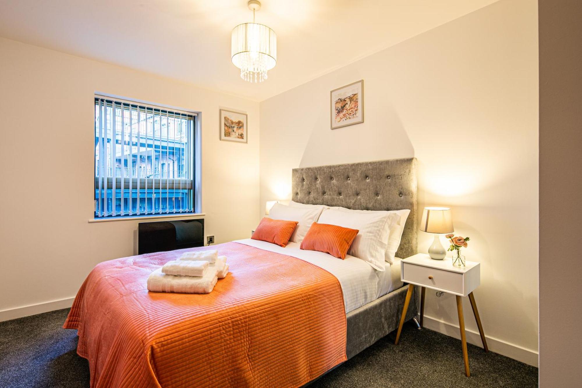 Stylish 2 Bed Apt 18 - City Centre, Free Parking, Espresso Machine & Netflix - Hosted By Stay Host Save Sheffield Exteriör bild