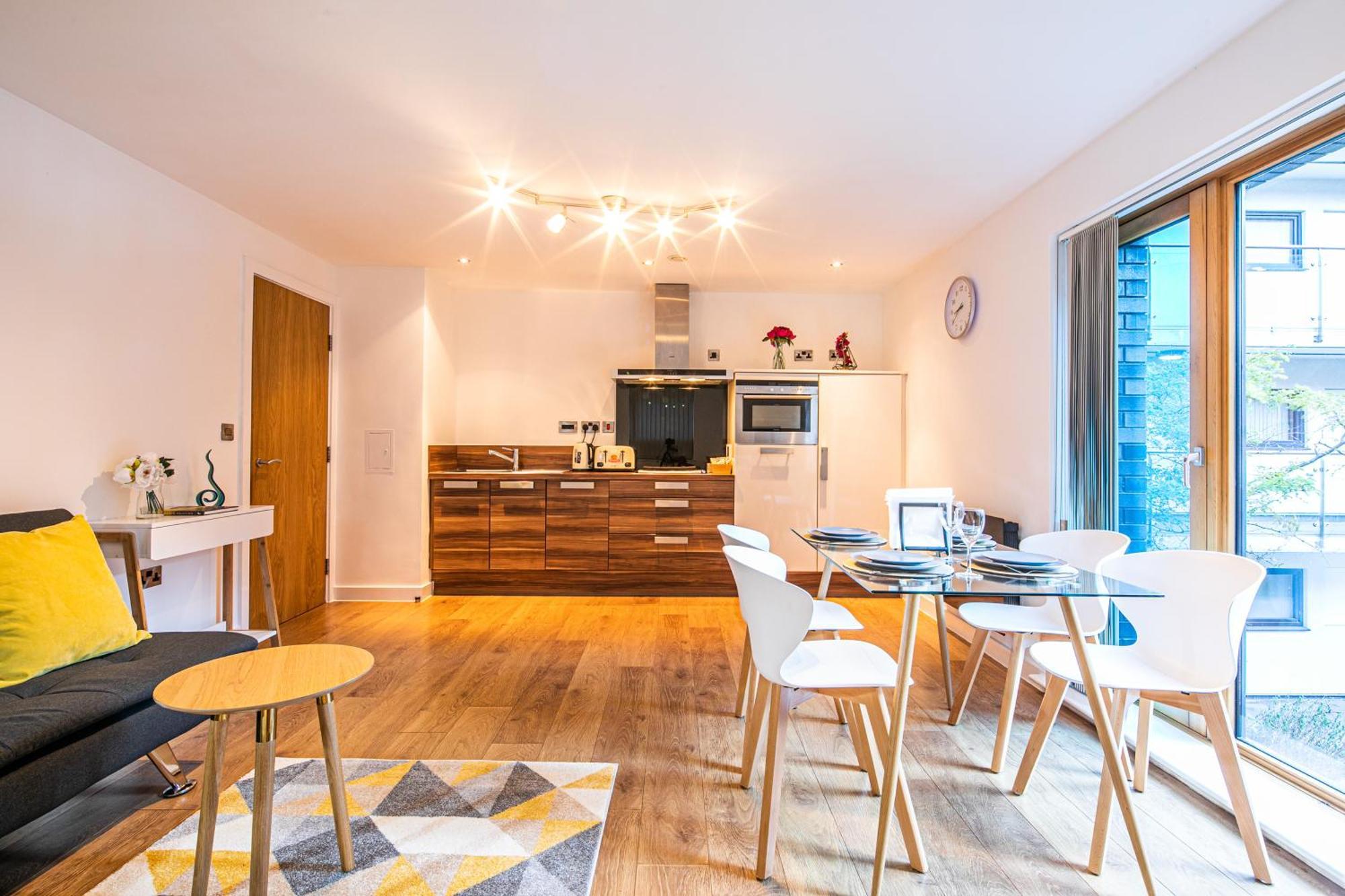 Stylish 2 Bed Apt 18 - City Centre, Free Parking, Espresso Machine & Netflix - Hosted By Stay Host Save Sheffield Exteriör bild
