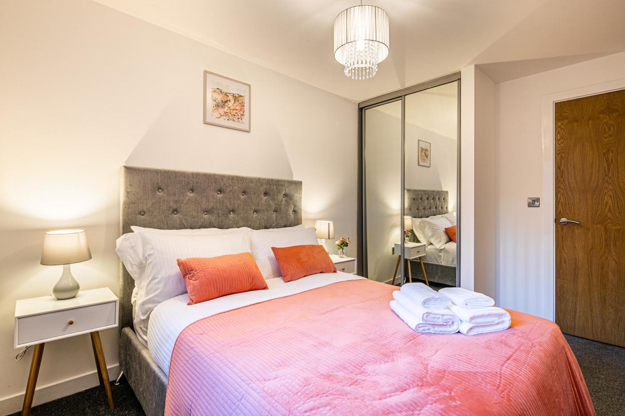 Stylish 2 Bed Apt 18 - City Centre, Free Parking, Espresso Machine & Netflix - Hosted By Stay Host Save Sheffield Exteriör bild